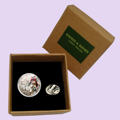 Bassin and Brown Knights Templar Lapel Pin - Grey, Blue and Red