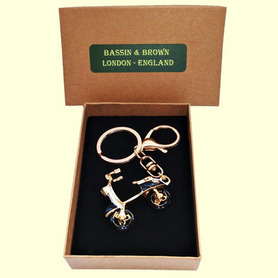 Bassin and Brown Scooter Keyring - Black, White and Gold
